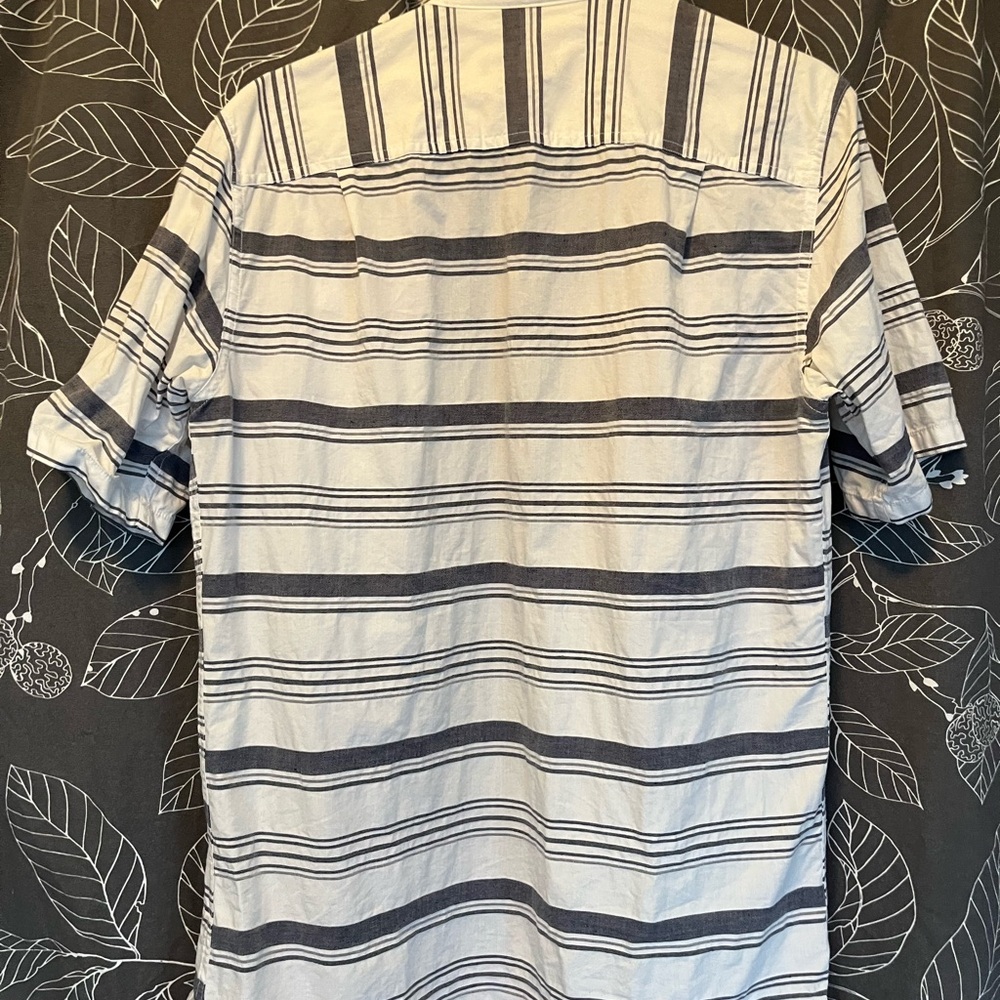 Pendleton Short Sleeve Button Down. White With Gr… - image 4